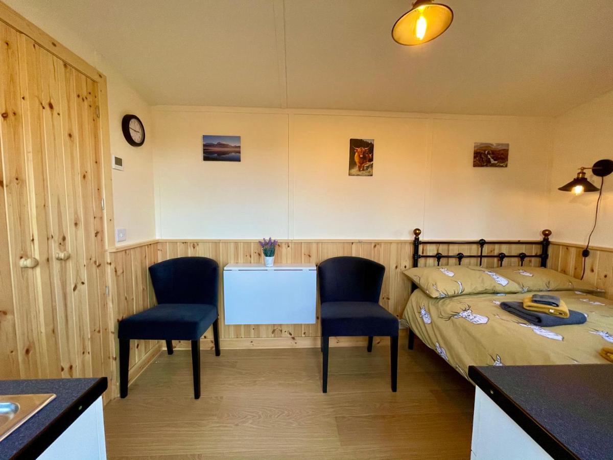 Per Ardua Shepherds Hut Форт Уилям Екстериор снимка