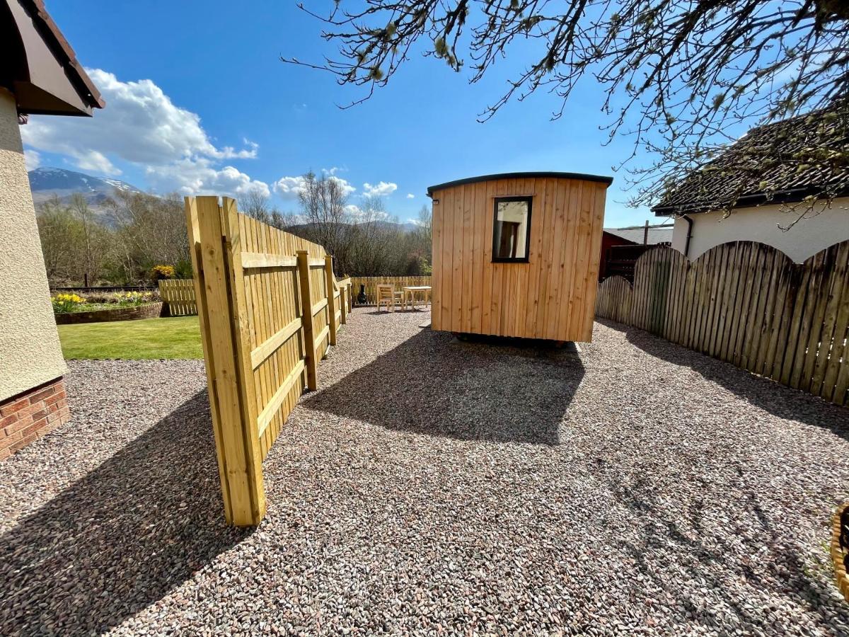 Per Ardua Shepherds Hut Форт Уилям Екстериор снимка